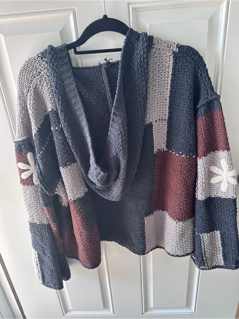 POL V-Neck Patchwork Floral Knit Sweater - Charcoal, Gray & Brown